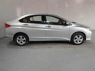 Used 2014 Honda City V Petrol Manual exterior RIGHT SIDE VIEW