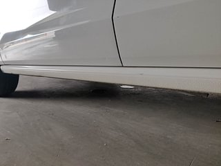 Used 2018 Volkswagen Polo Comfortline 1.0L (P) Petrol Manual dents MINOR SCRATCH