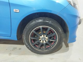 Used 2012 Honda Brio S MT Petrol Manual tyres RIGHT FRONT TYRE RIM VIEW