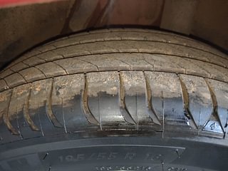 Used 2021 Honda City ZX Petrol Petrol Manual tyres LEFT REAR TYRE TREAD VIEW