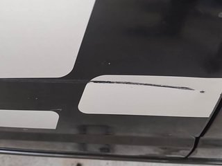 Used 2017 Renault Kwid [2015-2019] 1.0 RXT AMT Petrol Automatic dents MINOR DENT