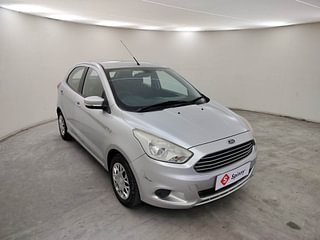 Used 2016 Ford Figo Trend 1.2 Ti-VCT Petrol Manual exterior RIGHT FRONT CORNER VIEW