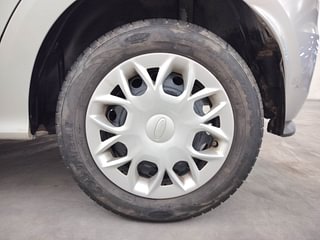Used 2016 Ford Figo Trend 1.2 Ti-VCT Petrol Manual tyres LEFT REAR TYRE RIM VIEW