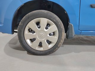 Used 2015 Maruti Suzuki Alto K10 VXi Petrol Manual tyres LEFT FRONT TYRE RIM VIEW