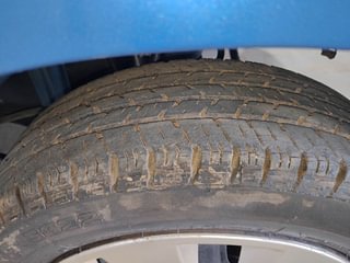 Used 2015 Maruti Suzuki Alto K10 VXi Petrol Manual tyres LEFT REAR TYRE TREAD VIEW