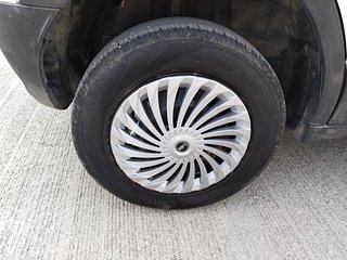 Used 2023 Tata Punch Adventure Rhythm Pack MT Petrol Manual tyres RIGHT REAR TYRE RIM VIEW