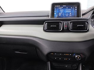 Used 2023 Tata Punch Adventure Rhythm Pack MT Petrol Manual interior MUSIC SYSTEM & AC CONTROL VIEW