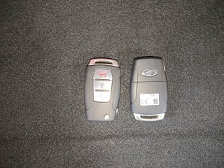 Used 2021 Mahindra XUV 300 W8 Petrol Petrol Manual extra CAR KEY VIEW