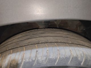 Used 2021 Mahindra XUV 300 W8 Petrol Petrol Manual tyres RIGHT FRONT TYRE TREAD VIEW
