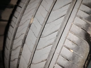 Used 2021 Volkswagen Polo Highline Plus 1.0L TSI Petrol Manual tyres RIGHT REAR TYRE TREAD VIEW