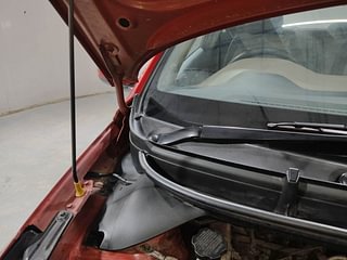Used 2017 Hyundai Elite i20 Sportz 1.2 Petrol Manual engine ENGINE RIGHT SIDE HINGE & APRON VIEW