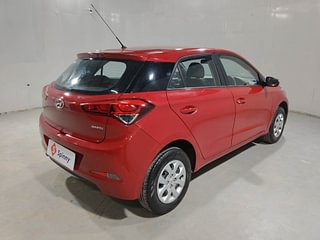 Used 2017 Hyundai Elite i20 Sportz 1.2 Petrol Manual exterior RIGHT REAR CORNER VIEW