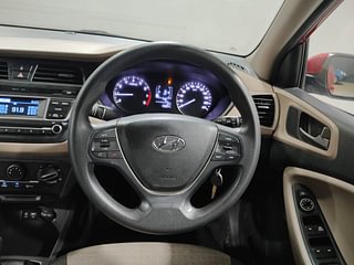 Used 2017 Hyundai Elite i20 Sportz 1.2 Petrol Manual interior STEERING VIEW