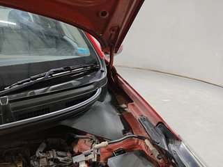 Used 2017 Hyundai Elite i20 Sportz 1.2 Petrol Manual engine ENGINE LEFT SIDE HINGE & APRON VIEW