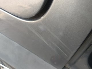 Used 2016 Renault Kwid [2017-2019] RXT 1.0 SCE Special Petrol Manual dents MINOR SCRATCH