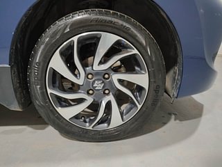 Used 2021 Maruti Suzuki Baleno Alpha Petrol Manual tyres RIGHT FRONT TYRE RIM VIEW