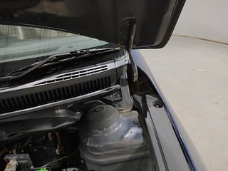 Used 2017 Maruti Suzuki Ciaz Alpha 1.4 MT Petrol Manual engine ENGINE LEFT SIDE HINGE & APRON VIEW