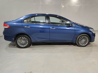 Used 2017 Maruti Suzuki Ciaz Alpha 1.4 MT Petrol Manual exterior RIGHT SIDE VIEW