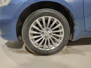 Used 2017 Maruti Suzuki Ciaz Alpha 1.4 MT Petrol Manual tyres LEFT FRONT TYRE RIM VIEW