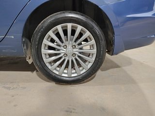 Used 2017 Maruti Suzuki Ciaz Alpha 1.4 MT Petrol Manual tyres LEFT REAR TYRE RIM VIEW