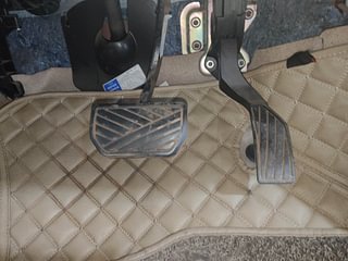 Used 2022 Maruti Suzuki Ciaz Alpha AT Petrol Petrol Automatic interior PEDALS VIEW