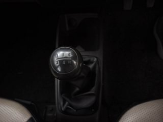 Used 2017 Hyundai Eon Era + Petrol Manual interior GEAR  KNOB VIEW