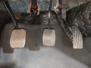 Used 2018 Maruti Suzuki Baleno Zeta 1.2 Petrol Manual interior PEDALS VIEW
