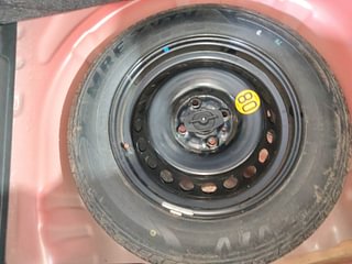 Used 2018 Maruti Suzuki Baleno Zeta 1.2 Petrol Manual tyres SPARE TYRE VIEW