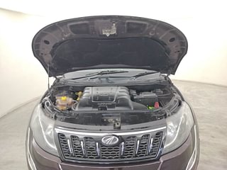 Used 2017 Mahindra XUV500 W6 AT Diesel Automatic engine ENGINE & BONNET OPEN FRONT VIEW