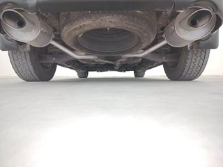 Used 2017 Mahindra XUV500 W6 AT Diesel Automatic extra REAR UNDERBODY VIEW (TAKEN FROM REAR)