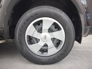 Used 2017 Mahindra XUV500 W6 AT Diesel Automatic tyres LEFT REAR TYRE RIM VIEW