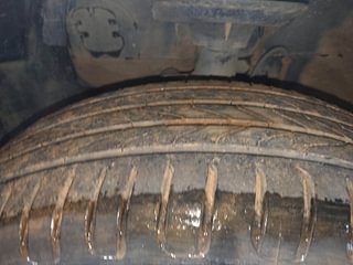 Used 2016 Hyundai Elite i20 Sportz 1.2 Petrol Manual tyres LEFT FRONT TYRE TREAD VIEW