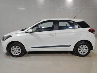 Used 2016 Hyundai Elite i20 Sportz 1.2 Petrol Manual exterior LEFT SIDE VIEW