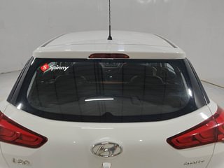 Used 2016 Hyundai Elite i20 Sportz 1.2 Petrol Manual exterior BACK WINDSHIELD VIEW