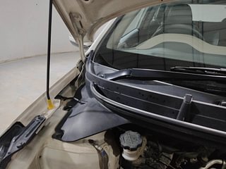 Used 2016 Hyundai Elite i20 Sportz 1.2 Petrol Manual engine ENGINE RIGHT SIDE HINGE & APRON VIEW