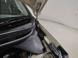 Used 2016 Hyundai Elite i20 Sportz 1.2 Petrol Manual engine ENGINE LEFT SIDE HINGE & APRON VIEW