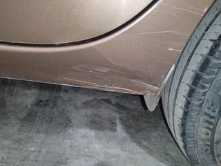 Used 2018 Maruti Suzuki Dzire VXi AMT Petrol Automatic dents MINOR SCRATCH