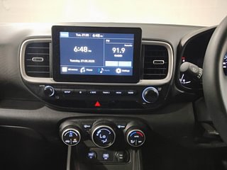 Used 2021 Hyundai Venue SX 1.0  Turbo Petrol Manual interior MUSIC SYSTEM & AC CONTROL VIEW