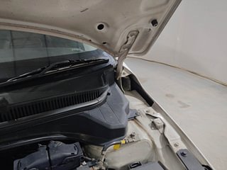 Used 2021 Hyundai New i20 Sportz 1.5 MT Diesel Diesel Manual engine ENGINE LEFT SIDE HINGE & APRON VIEW