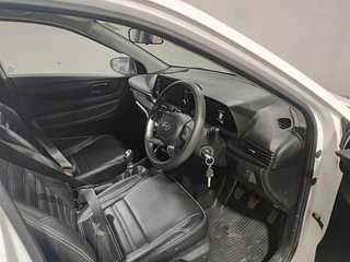 Used 2021 Hyundai New i20 Sportz 1.5 MT Diesel Diesel Manual interior RIGHT SIDE FRONT DOOR CABIN VIEW