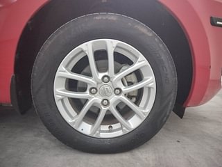 Used 2022 Maruti Suzuki Swift ZXI AMT Petrol Automatic tyres RIGHT FRONT TYRE RIM VIEW