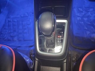 Used 2022 Maruti Suzuki Swift ZXI AMT Petrol Automatic interior GEAR  KNOB VIEW