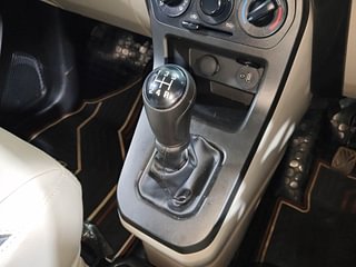 Used 2022 Maruti Suzuki Wagon R 1.2 ZXI Plus Dual Tone Petrol Manual interior GEAR  KNOB VIEW