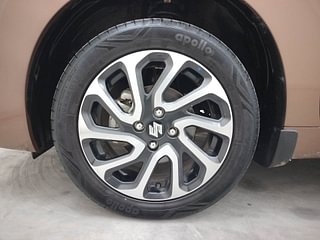 Used 2024 Maruti Suzuki Baleno Alpha MT Petrol Manual tyres LEFT FRONT TYRE RIM VIEW