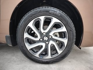 Used 2024 Maruti Suzuki Baleno Alpha MT Petrol Manual tyres RIGHT FRONT TYRE RIM VIEW