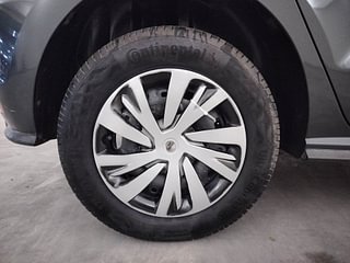 Used 2020 Volkswagen Polo Trendline 1.0L MPI Petrol Manual tyres RIGHT REAR TYRE RIM VIEW