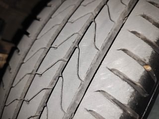 Used 2020 Volkswagen Polo Trendline 1.0L MPI Petrol Manual tyres LEFT FRONT TYRE TREAD VIEW