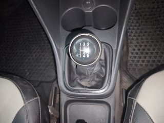 Used 2020 Volkswagen Polo Trendline 1.0L MPI Petrol Manual interior GEAR  KNOB VIEW