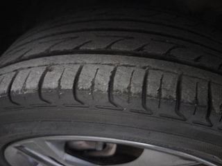 Used 2021 Hyundai New i20 Sportz 1.0 Turbo IMT Petrol Manual tyres LEFT FRONT TYRE TREAD VIEW