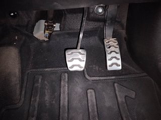 Used 2021 Hyundai New i20 Sportz 1.0 Turbo IMT Petrol Manual interior PEDALS VIEW